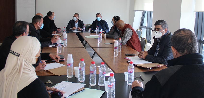 الجامعة الوطنية للنقل تطرح شواغل قطاعات النقل العمومي غير المنتظم ومدارس تعليم السياقة 